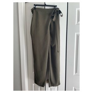 Free Label Wrap/Tie Pants
